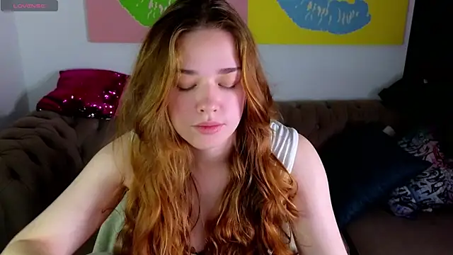 TiffanyVex online show from April 17, 4:20 pm