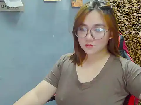mabyhot16 online show from August 4, 2:45 pm