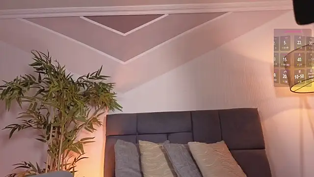 SweetiePie 3 online show from July 28, 2:13 pm