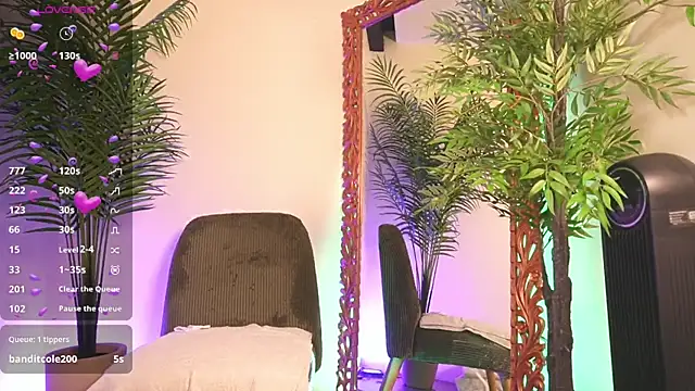 SoyJuliana 19 online show from April 5, 3:49 am