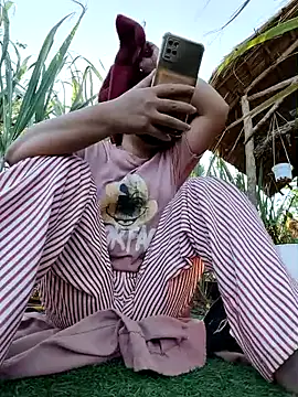 Tini-mimi online show from March 14, 9:32 am