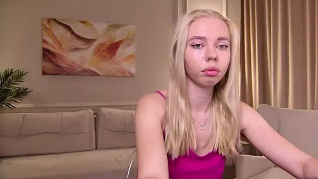 TessaAdorablee online show from April 18, 5:10 am