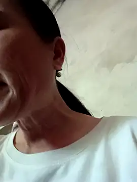 Yuhi3d online show from April 5, 2:43 am