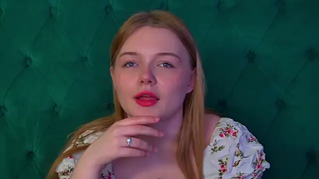 ElinaVale online show from April 30, 8:57 pm