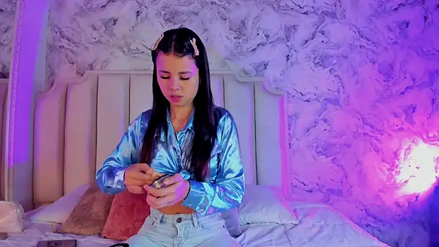 Tamara Ferrer online show from April 7, 11:23 am