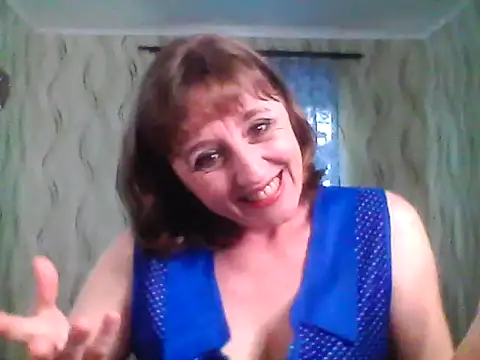 Alisaprice077 online show from April 29, 3:15 pm