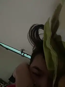 Lyn baby online show from March 29, 7:18 am