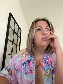 annabellewarick online show from May 28, 6:33 am