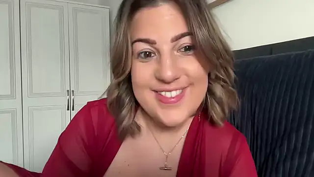 annabellewarick online show from April 25, 6:49 pm