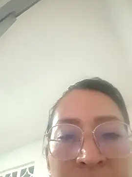 Dr Edna naughty online show from May 8, 10:55 pm