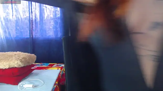 V ALERY online show from May 31, 6:31 pm