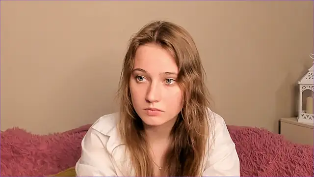 RubieHeiser online show from April 23, 12:29 pm