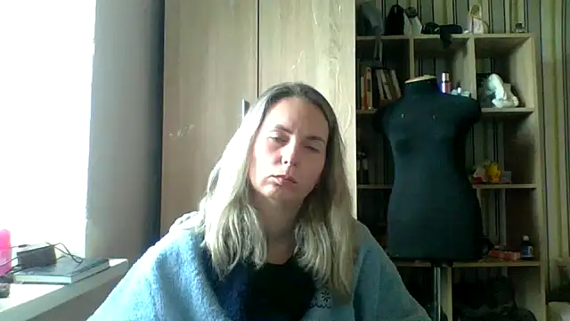 Mollie365 online show from March 22, 11:27 am