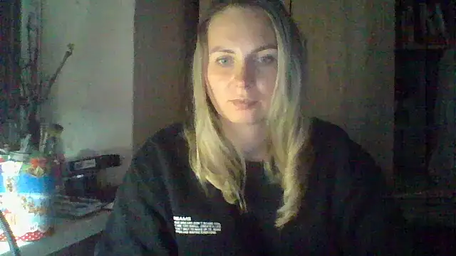 Mollie365 online show from April 20, 6:44 pm