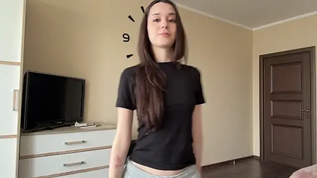 AdeleVelvet online show from April 16, 1:22 pm