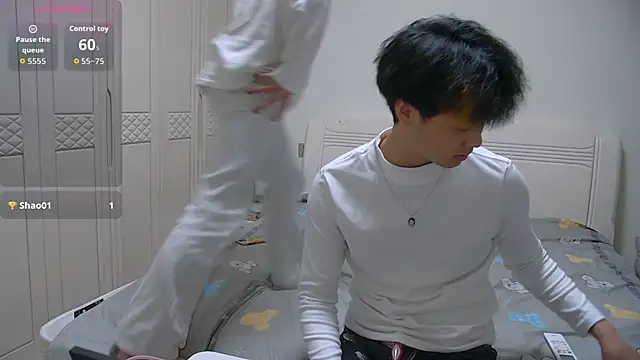 icecream-002 online show from March 27, 10:38 am