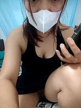 Sweet-cum425 online show from May 10, 7:05 pm