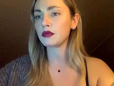 ScarlettSensitive online show from March 16, 9:08 pm