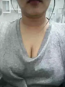 Chandrika Yadav online show from May 16, 6:40 pm