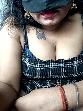 Delhi Patola online show from April 9, 5:07 pm