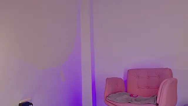 kittymyers online show from June 4, 2:43 pm