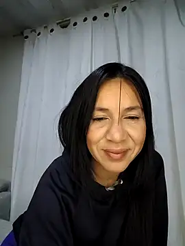 Camillemonroe  online show from April 3, 7:06 am