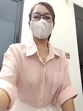 Mai phuong online show from April 4, 4:22 am