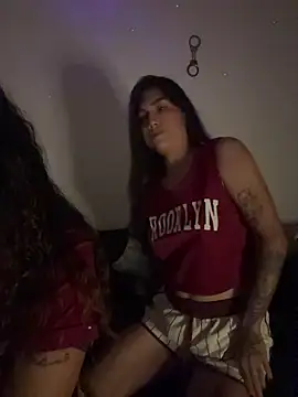 Twoshotsparty420 online show from March 20, 6:29 am