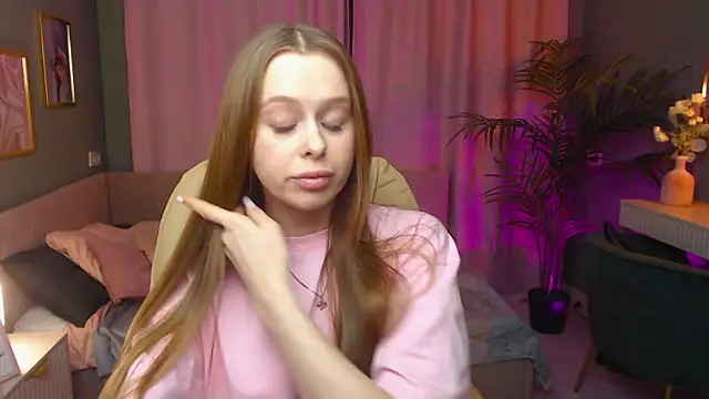 Megg Ryan online show from April 8, 2:19 pm