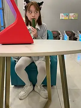 Aytc9989 online show from April 28, 11:03 am