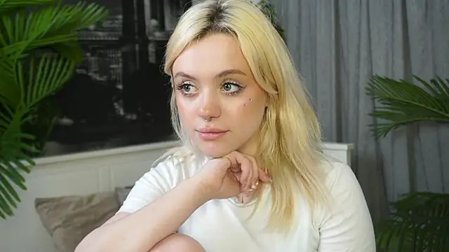 FlexiCassie online show from March 12, 5:15 pm