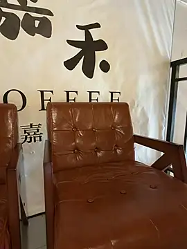 luoli-b online show from March 18, 9:03 am