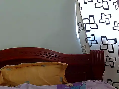  SaraWilliams1  online show from April 24, 10:12 pm