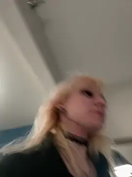 simplyobsessedwher online show from March 30, 9:25 pm