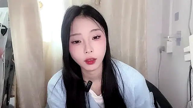 yiyibaby2026 online show from March 21, 8:19 am