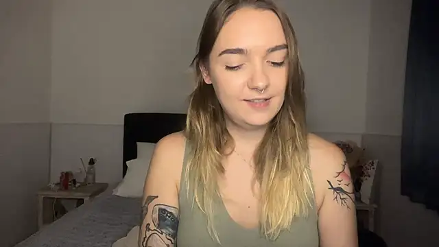 RoxyWet online show from July 27, 3:09 pm