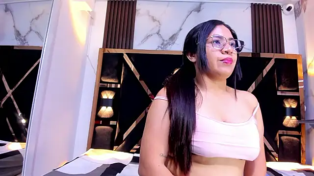 dajacatt online show from March 21, 6:57 pm