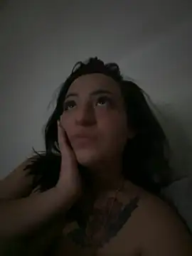 loverspicyy online show from March 13, 8:37 am