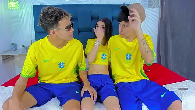 Only3Trio online show from April 10, 6:14 pm