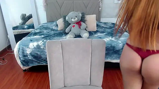 estrella hank online show from April 29, 8:03 pm