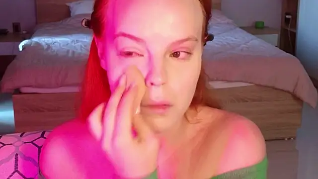 mollybossy online show from March 17, 12:14 am