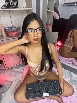 Gretel Streit online show from May 7, 3:22 am