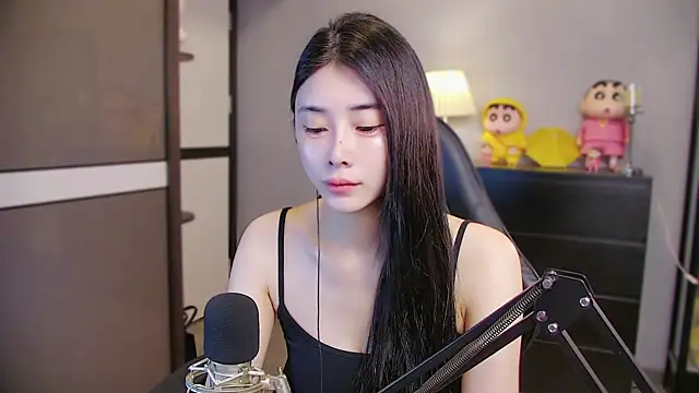 XiaoYuBao- online show from June 10, 1:43 pm