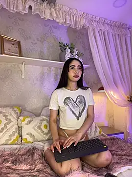Lila clark online show from July 3, 12:00 pm