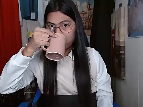 Steffiy online show from March 17, 7:18 pm