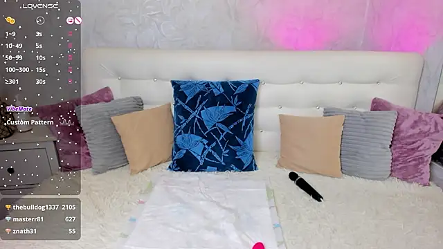 ScarlettVaughn online show from March 21, 8:19 am