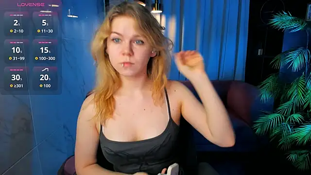 ElizabethVane online show from July 22, 5:08 am