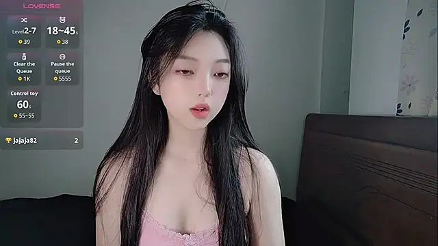 oblakitty  online show from April 21, 12:47 am
