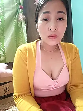 Cherry XyX online show from March 19, 4:00 pm