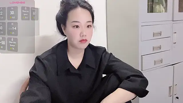 Yueyue-788 online show from April 7, 1:24 pm